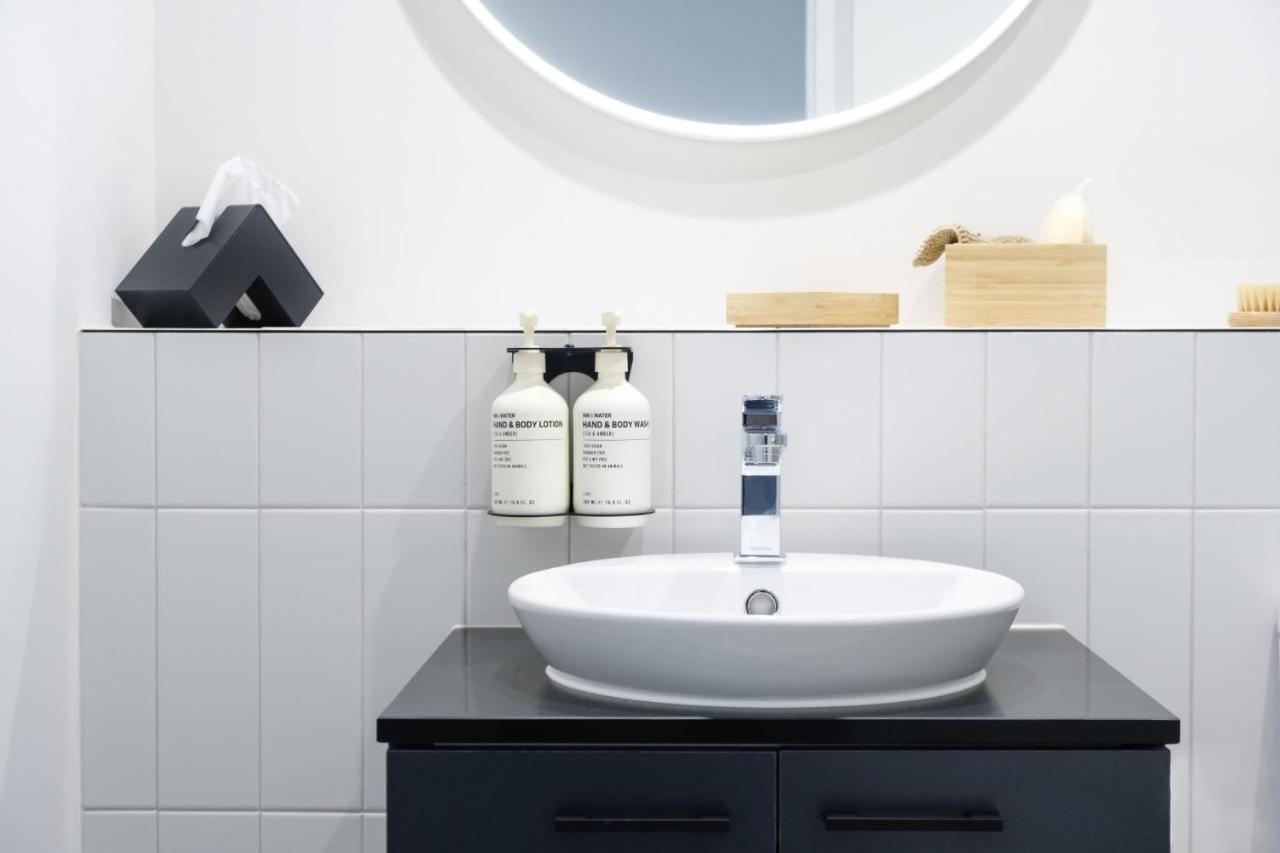Studio Apartments At Aurora Near Melbourne Port Экстерьер фото